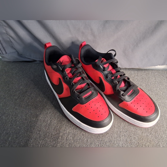 Nike Court Borough Low Recraft DV5456-600 Youth Size 7y Red and Black - Picture 2 of 8